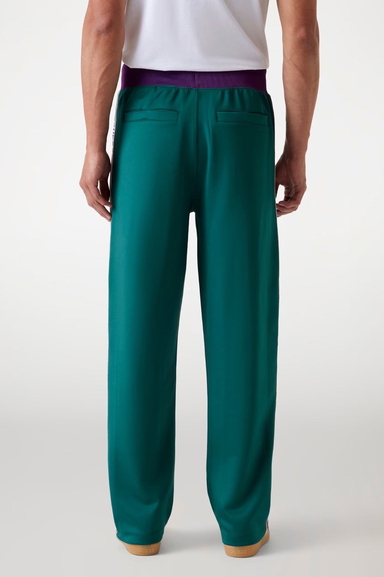 Pantaloni GUESS de Barbati Z5YB14KCRU2 – UnicBrands.ro