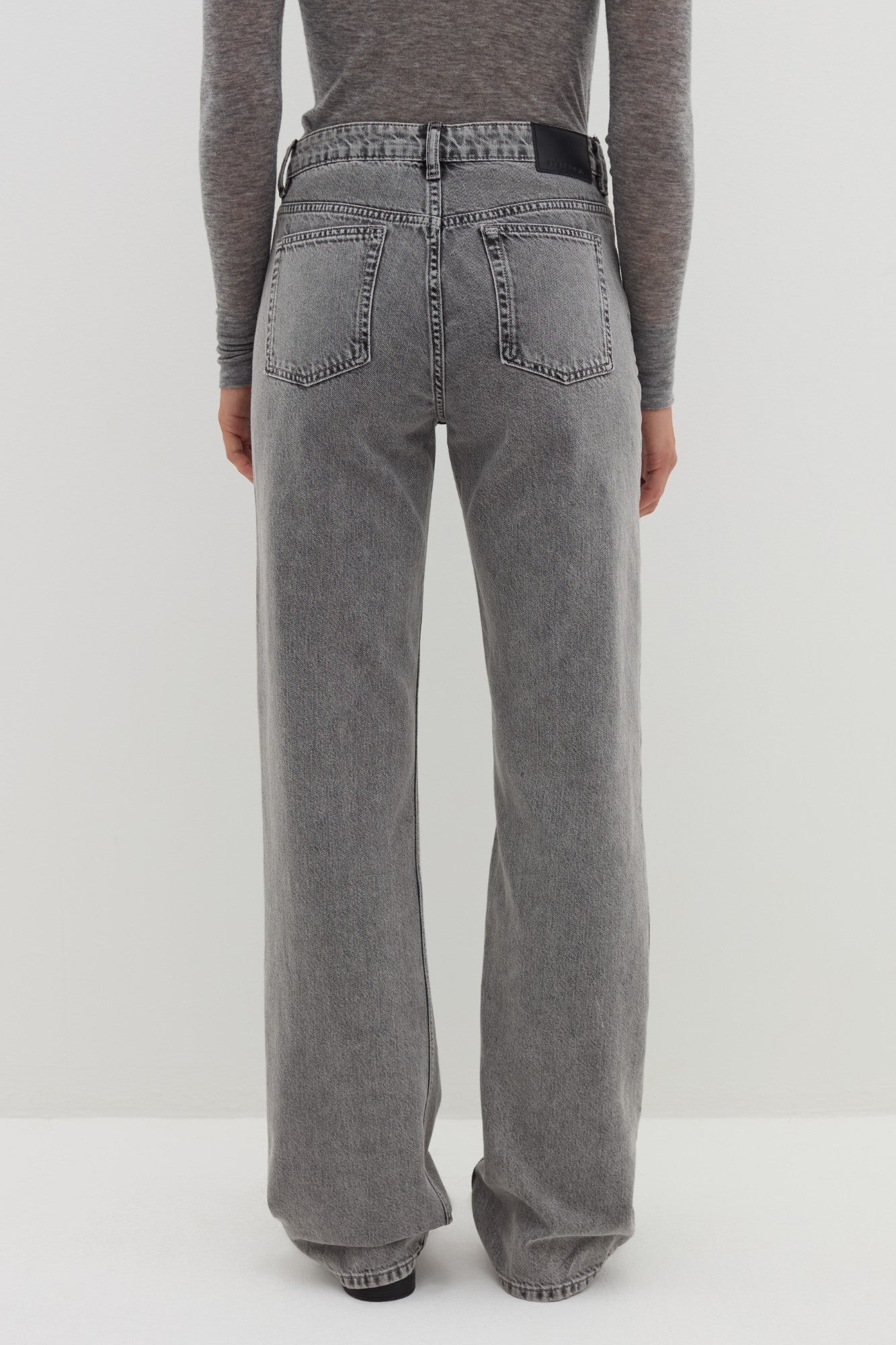 Pantaloni denim STEFANEL de dama evazati IMBRACAMINTE STEFANEL   