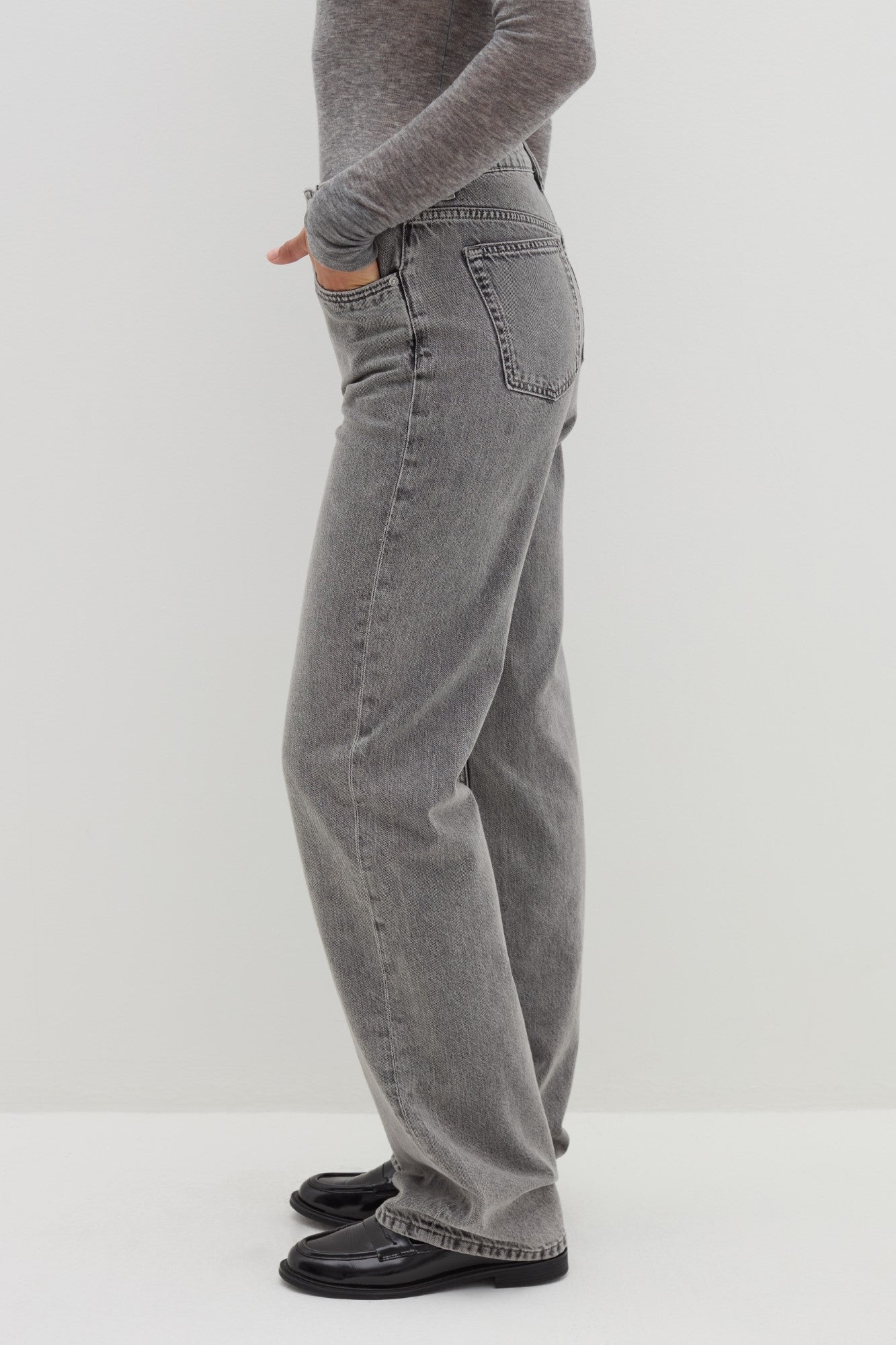 Pantaloni denim STEFANEL de dama evazati IMBRACAMINTE STEFANEL   