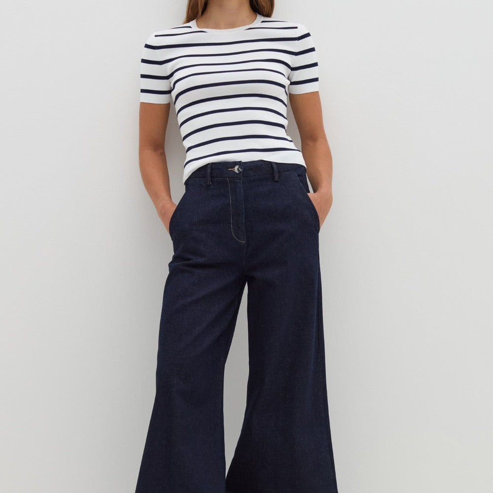 
                      
                        Pantaloni denim STEFANEL de dama evazati IMBRACAMINTE STEFANEL   
                      
                    