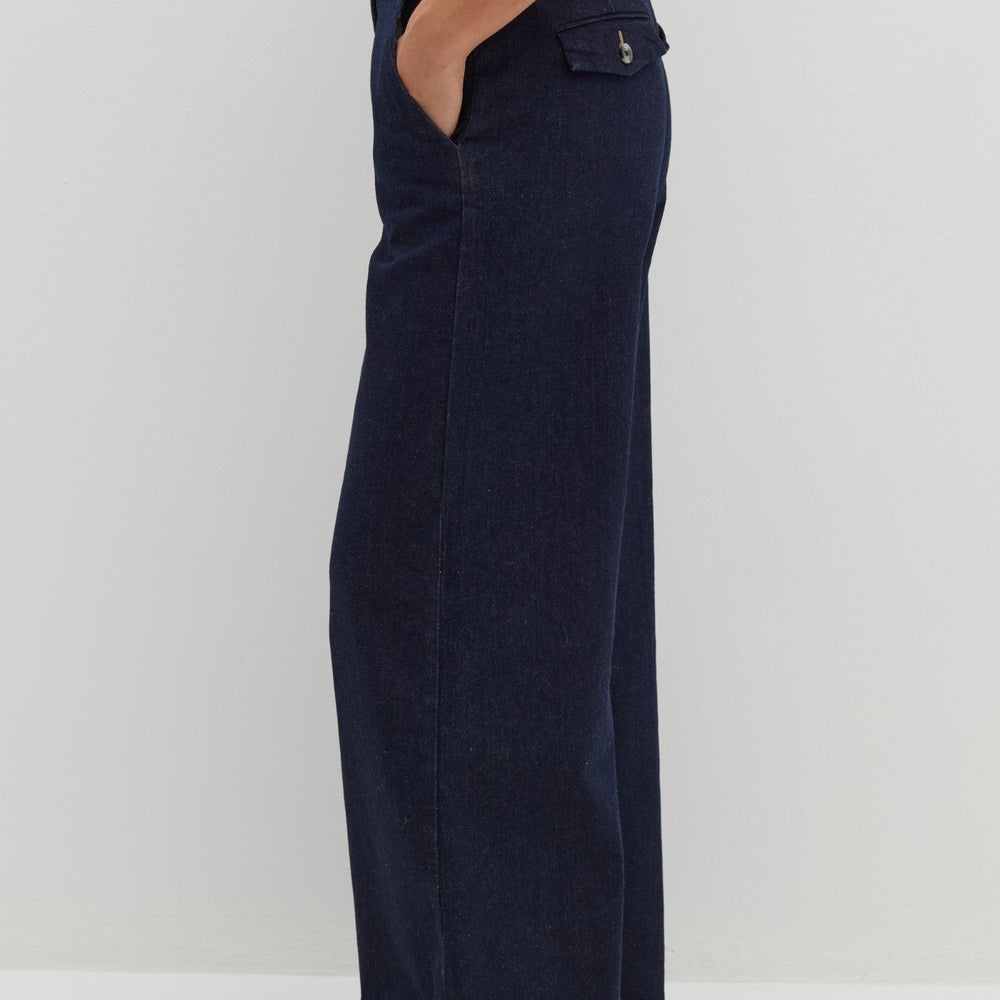 
                      
                        Pantaloni denim STEFANEL de dama evazati IMBRACAMINTE STEFANEL   
                      
                    