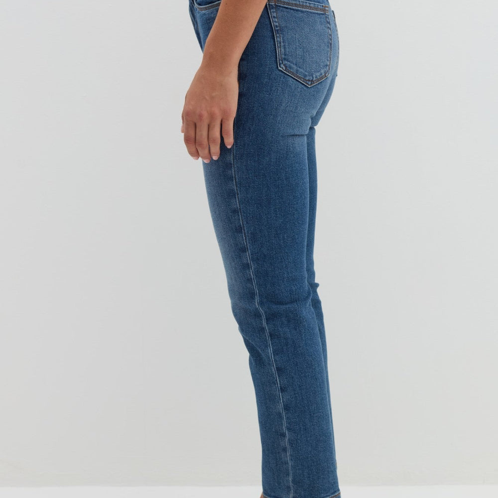 
                      
                        Pantaloni denim STEFANEL de dama croiala regular IMBRACAMINTE STEFANEL   
                      
                    