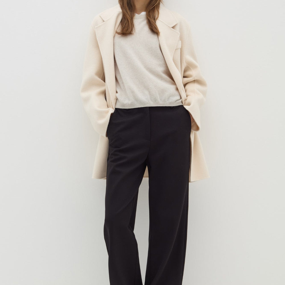 
                      
                        Pantaloni STEFANEL de Dama IMBRACAMINTE STEFANEL   
                      
                    