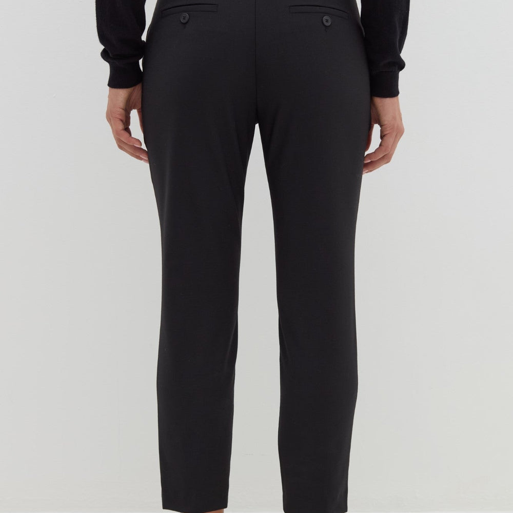 
                      
                        Pantaloni STEFANEL de dama eleganti IMBRACAMINTE STEFANEL   
                      
                    