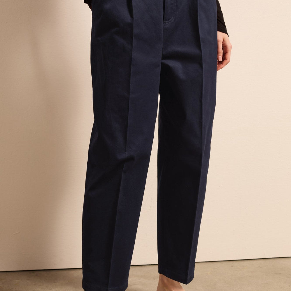 
                      
                        Pantaloni STEFANEL de dama IMBRACAMINTE STEFANEL Albastru 38 805403102144
                      
                    