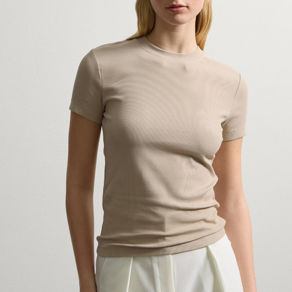 
                      
                        Tricou STEFANEL de Dama IMBRACAMINTE STEFANEL Bej XS 805403154343
                      
                    