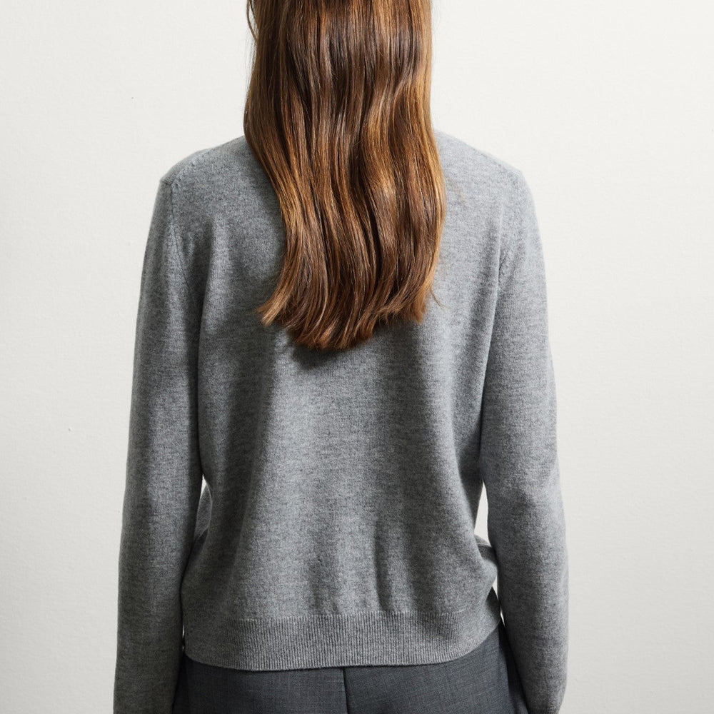 
                      
                        Cardigan STEFANEL de Dama IMBRACAMINTE STEFANEL
                      
                    