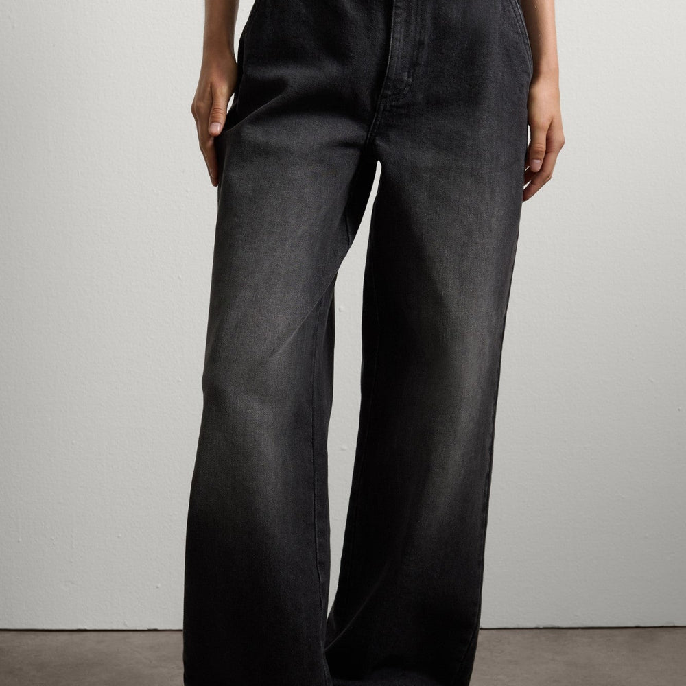 
                      
                        Pantaloni Denim STEFANEL de Dama IMBRACAMINTE STEFANEL Negru 38 805791420137
                      
                    