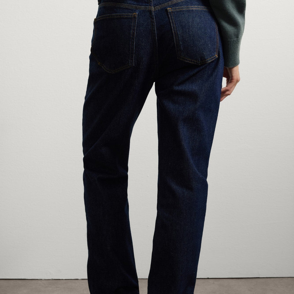 
                      
                        Pantaloni Denim STEFANEL de Dama IMBRACAMINTE STEFANEL
                      
                    