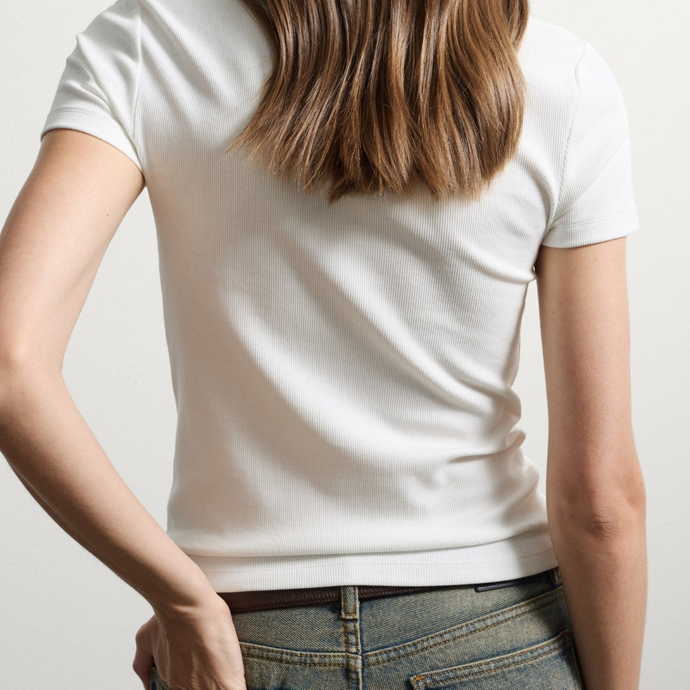 
                      
                        Tricou Alb STEFANEL de Dama IMBRACAMINTE STEFANEL
                      
                    
