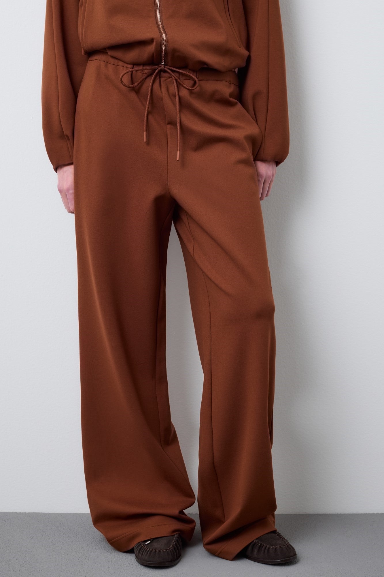 Pantaloni STEFANEL de dama IMBRACAMINTE STEFANEL Maro XS 8057914183451