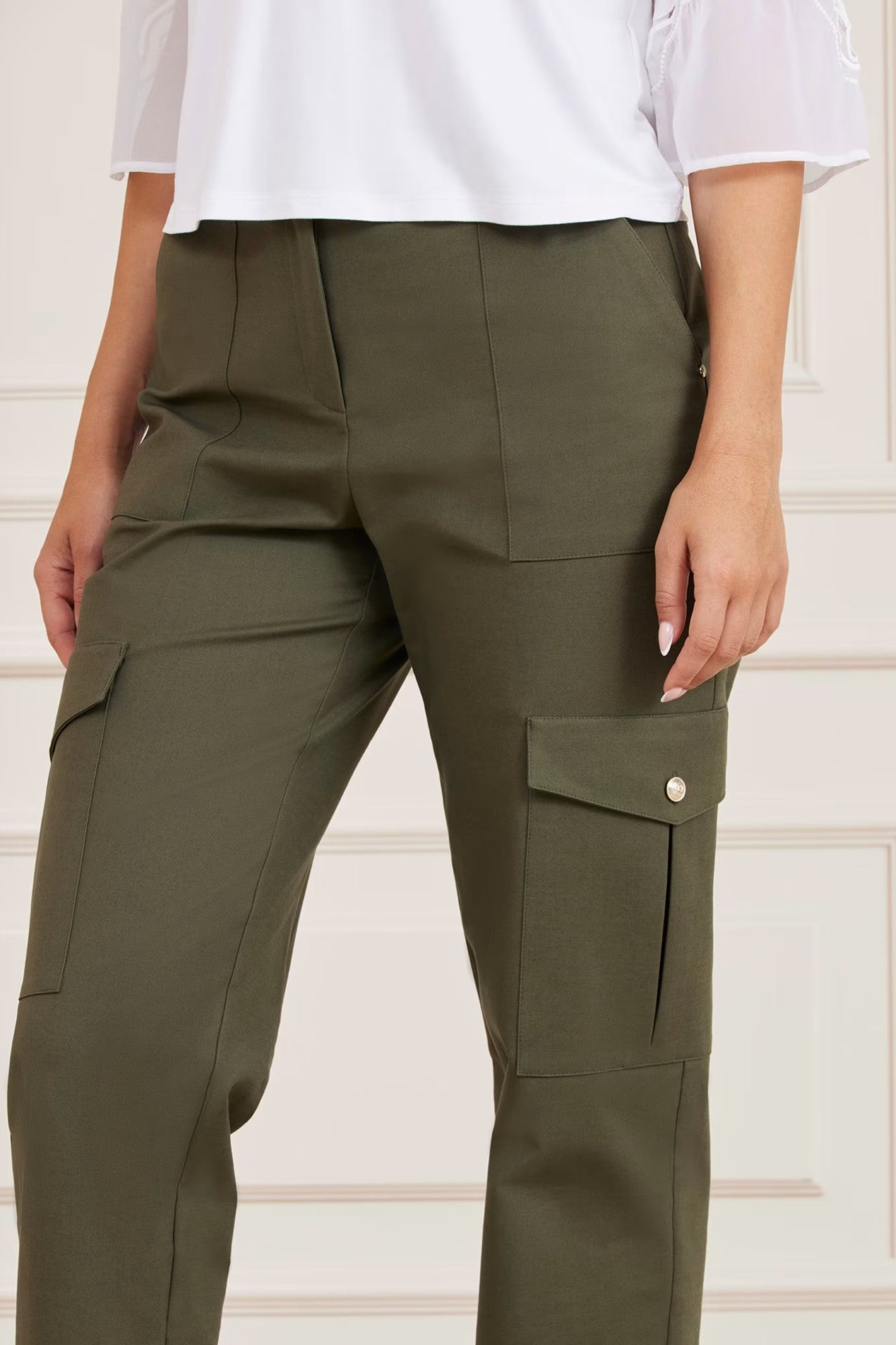 Pantaloni cargo dama MARCIANO by GUESS cu talie medie IMBRACAMINTE MARCIANO   