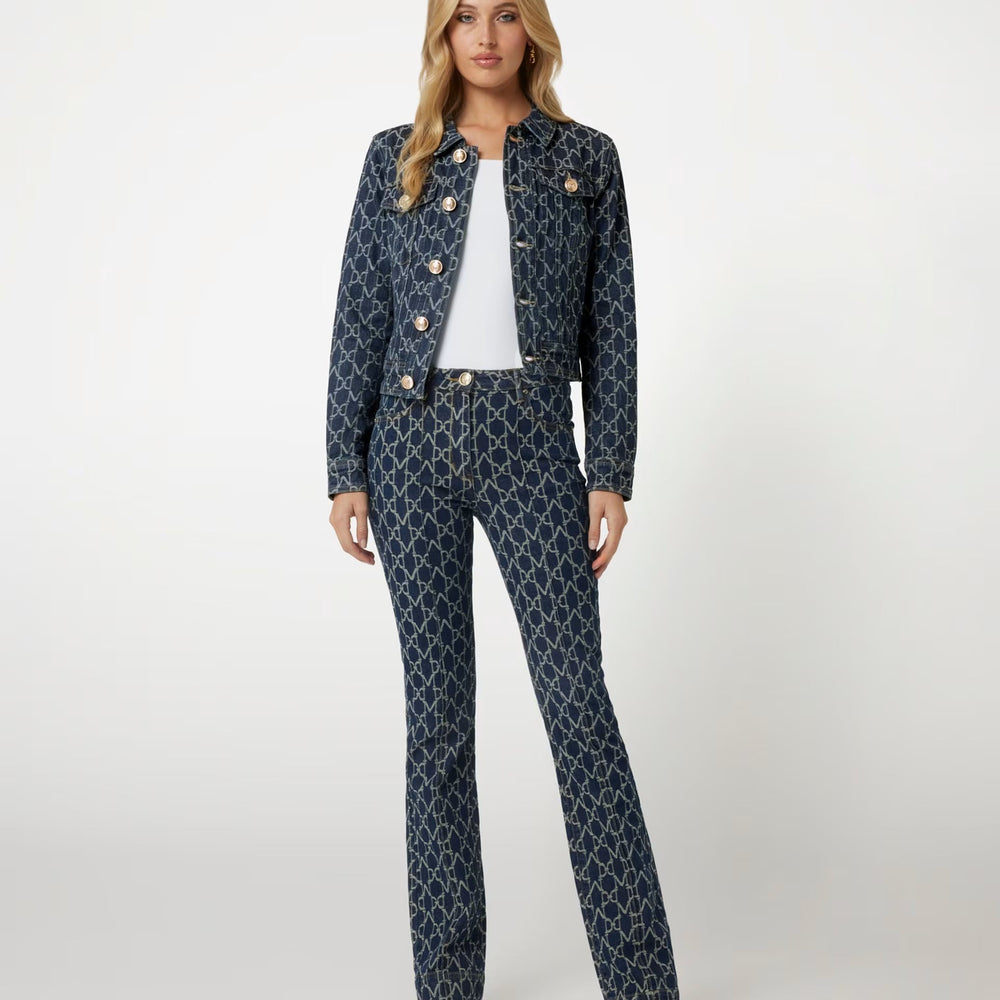 
                      
                        Geaca GUESS de dama cu nasturi IMBRACAMINTE GUESS   
                      
                    