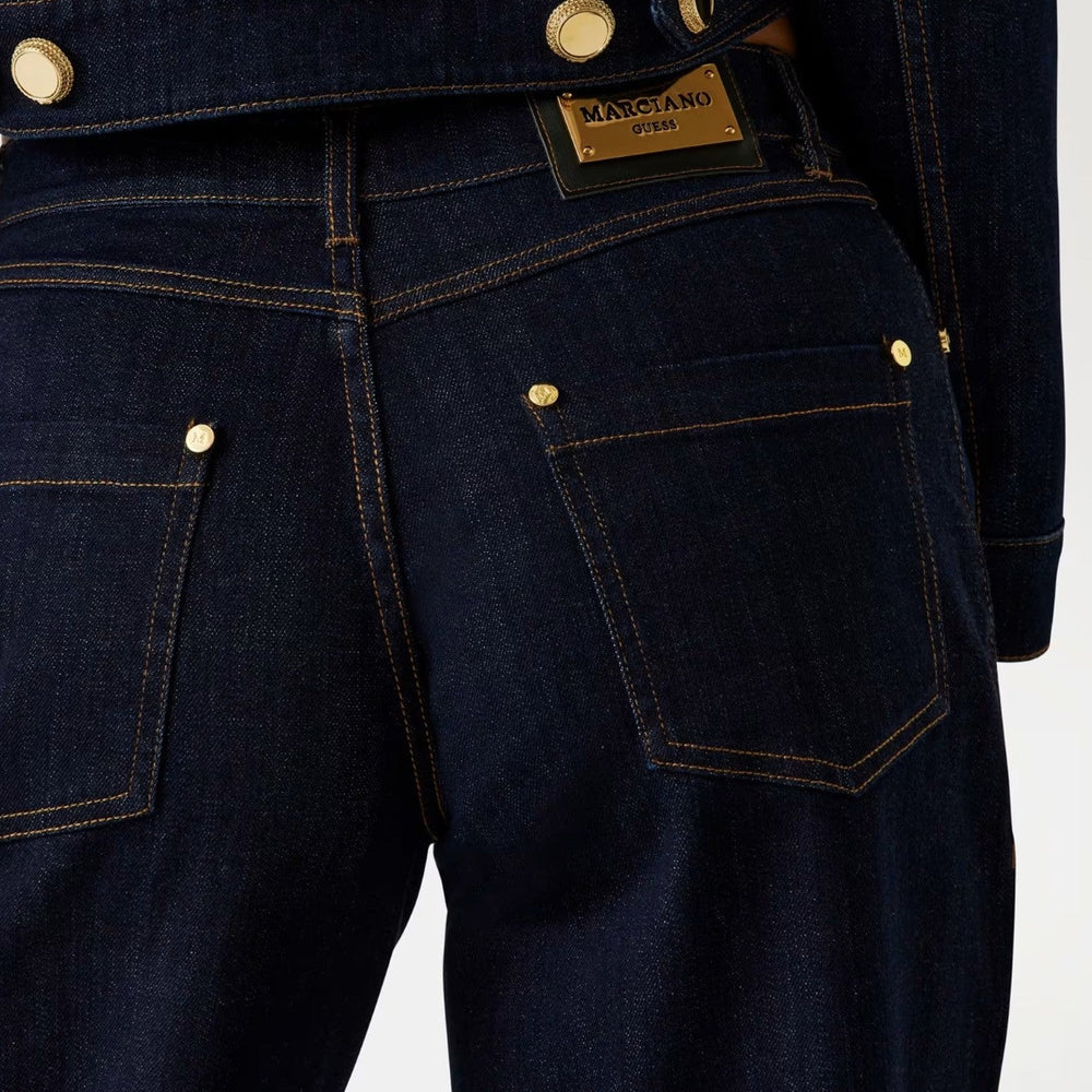 
                      
                        Pantaloni Denim MARCIANO by GUESS de Dama IMBRACAMINTE MARCIANO
                      
                    