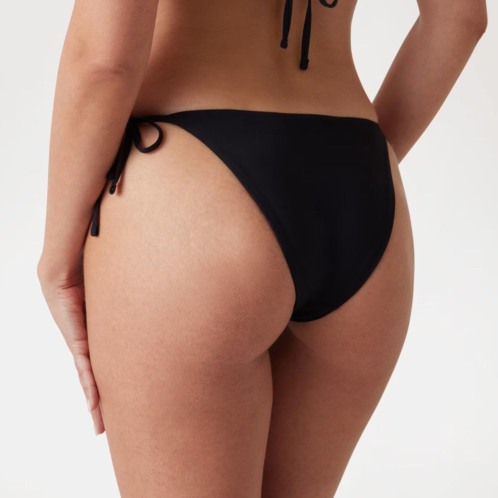 
                      
                        Slip Bikini GUESS de Dama IMBRACAMINTE GUESS
                      
                    