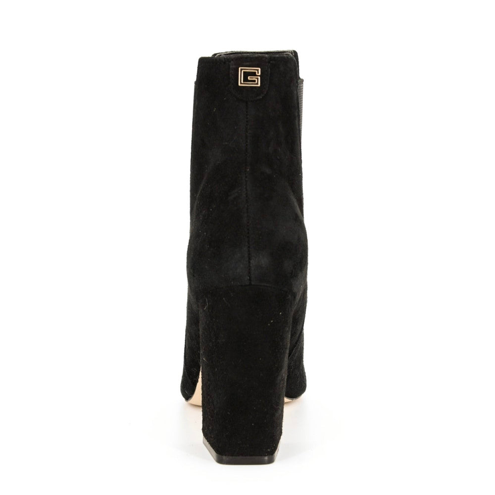 
                      
                        Ghete GUESS de dama INCALTAMINTE GUESS   
                      
                    
