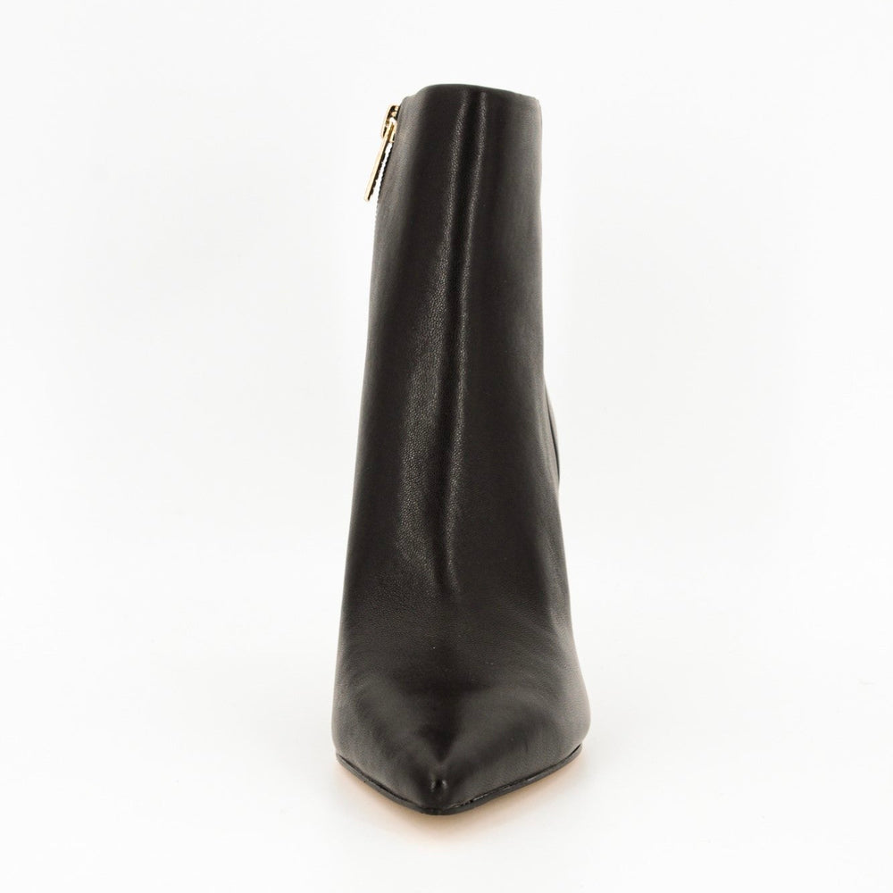 
                      
                        Ghete GUESS de dama INCALTAMINTE GUESS   
                      
                    