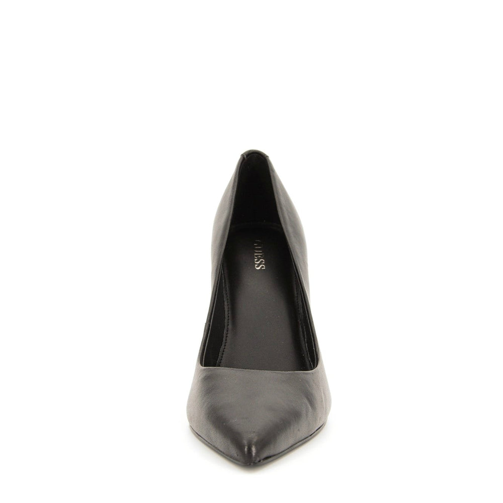 
                      
                        Pantofi Stiletto GUESS de dama INCALTAMINTE GUESS   
                      
                    