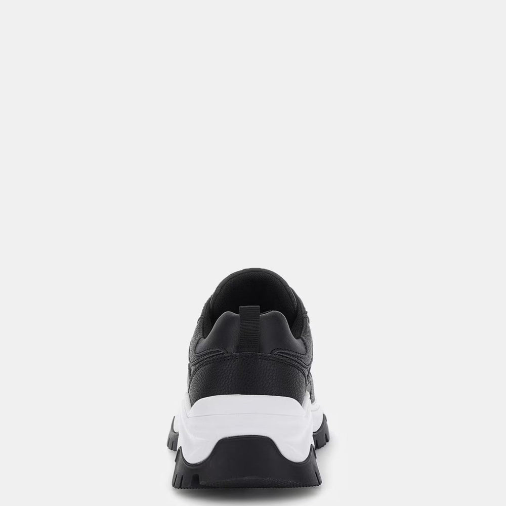 
                      
                        Pantofi sport GUESS cu siret si logo metalic INCALTAMINTE GUESS   
                      
                    