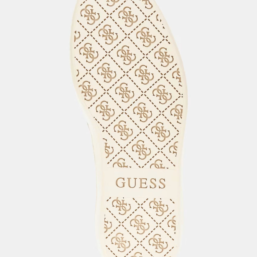 
                      
                        Pantofi Sport GUESS de Dama INCALTAMINTE GUESS
                      
                    