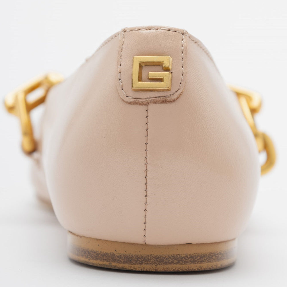 
                      
                        Pantofi GUESS de Dama FLTBLELEA02 GUESS
                      
                    