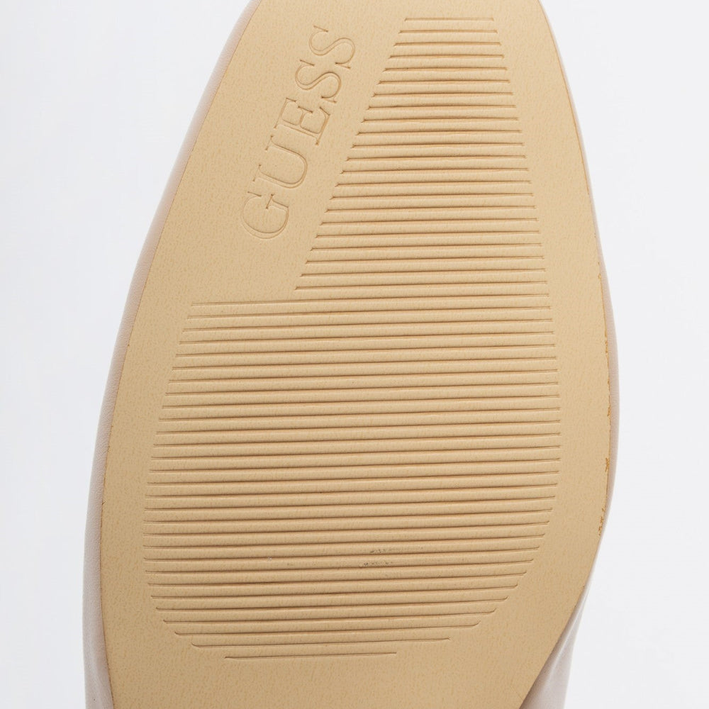 
                      
                        Pantofi GUESS de Dama FLTBLELEA02 GUESS
                      
                    