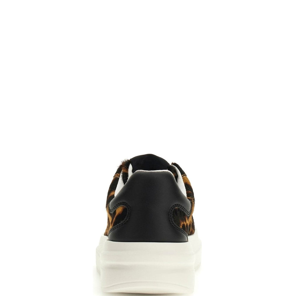 
                      
                        Pantofi Sport GUESS Animal Print INCALTAMINTE GUESS
                      
                    