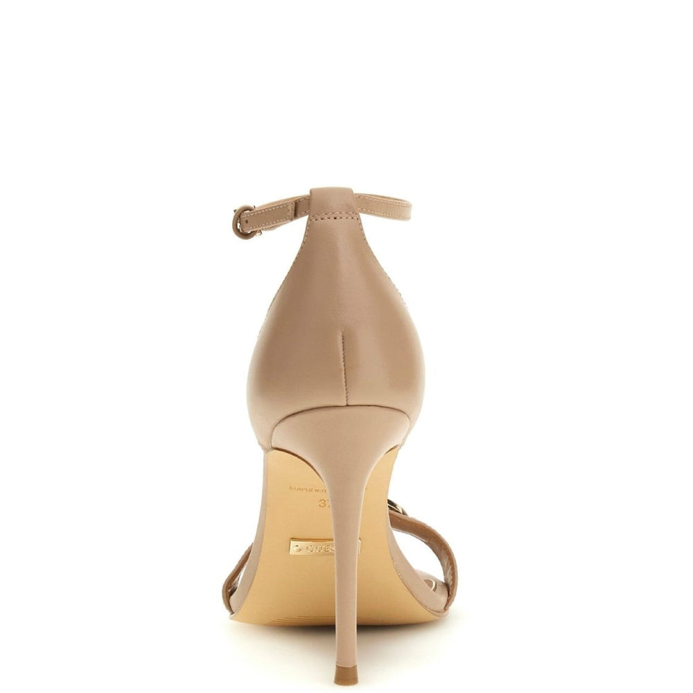 
                      
                        Pantofi GUESS de Dama INCALTAMINTE GUESS
                      
                    