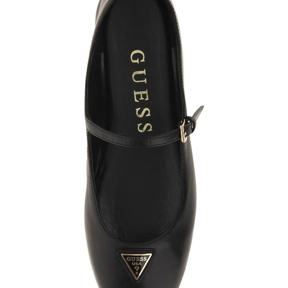 
                      
                        Pantofi GUESS de Dama INCALTAMINTE GUESS
                      
                    