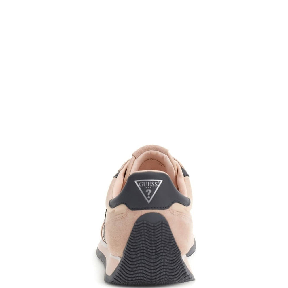 
                      
                        Pantofi Sport GUESS de Dama INCALTAMINTE GUESS
                      
                    