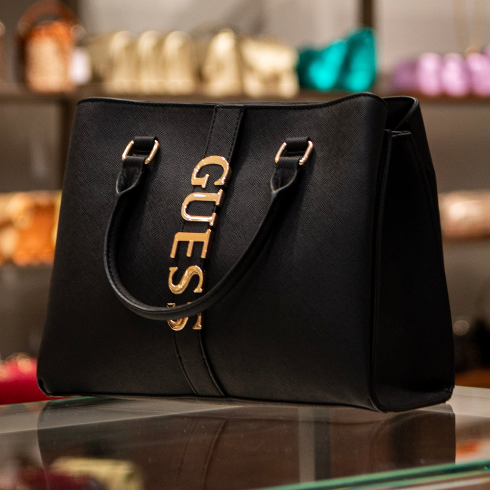 
                      
                        Geanta GUESS de Dama GENTI GUESS
                      
                    