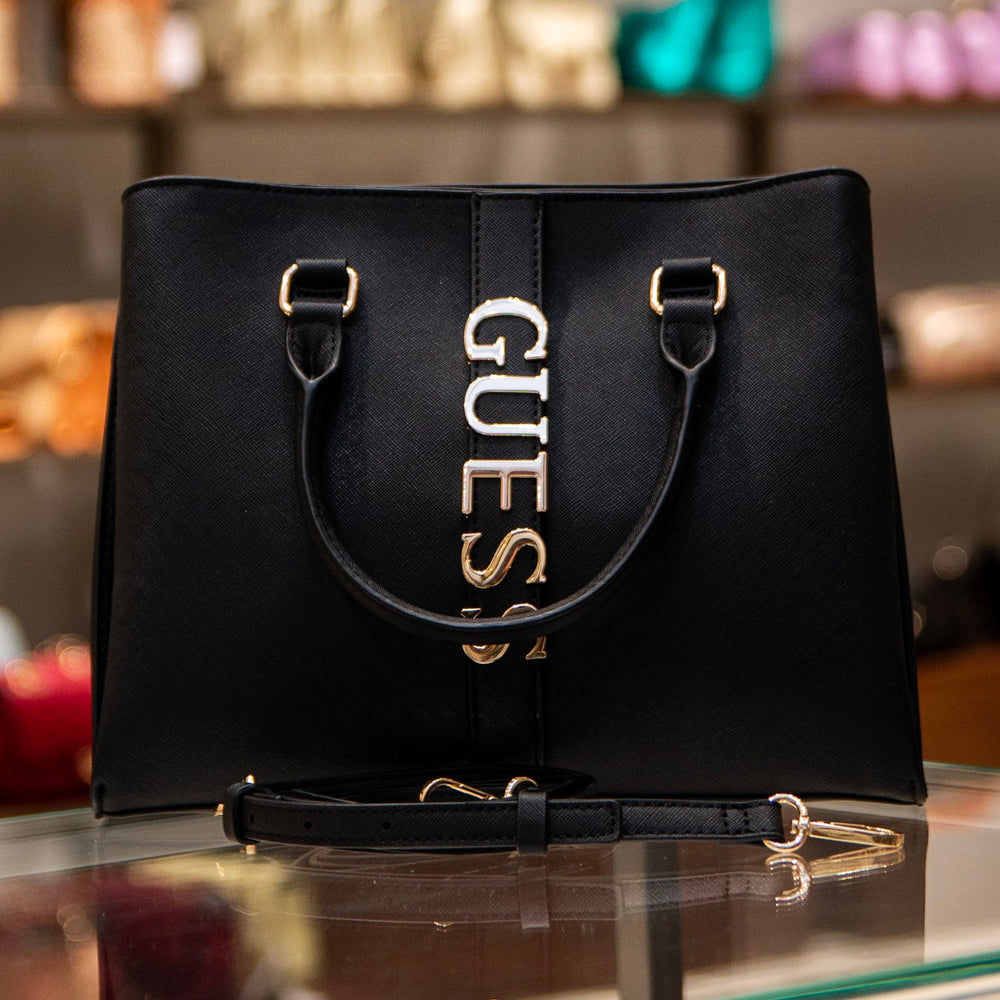 
                      
                        Geanta GUESS de Dama GENTI GUESS Negru ONE 190231805502
                      
                    