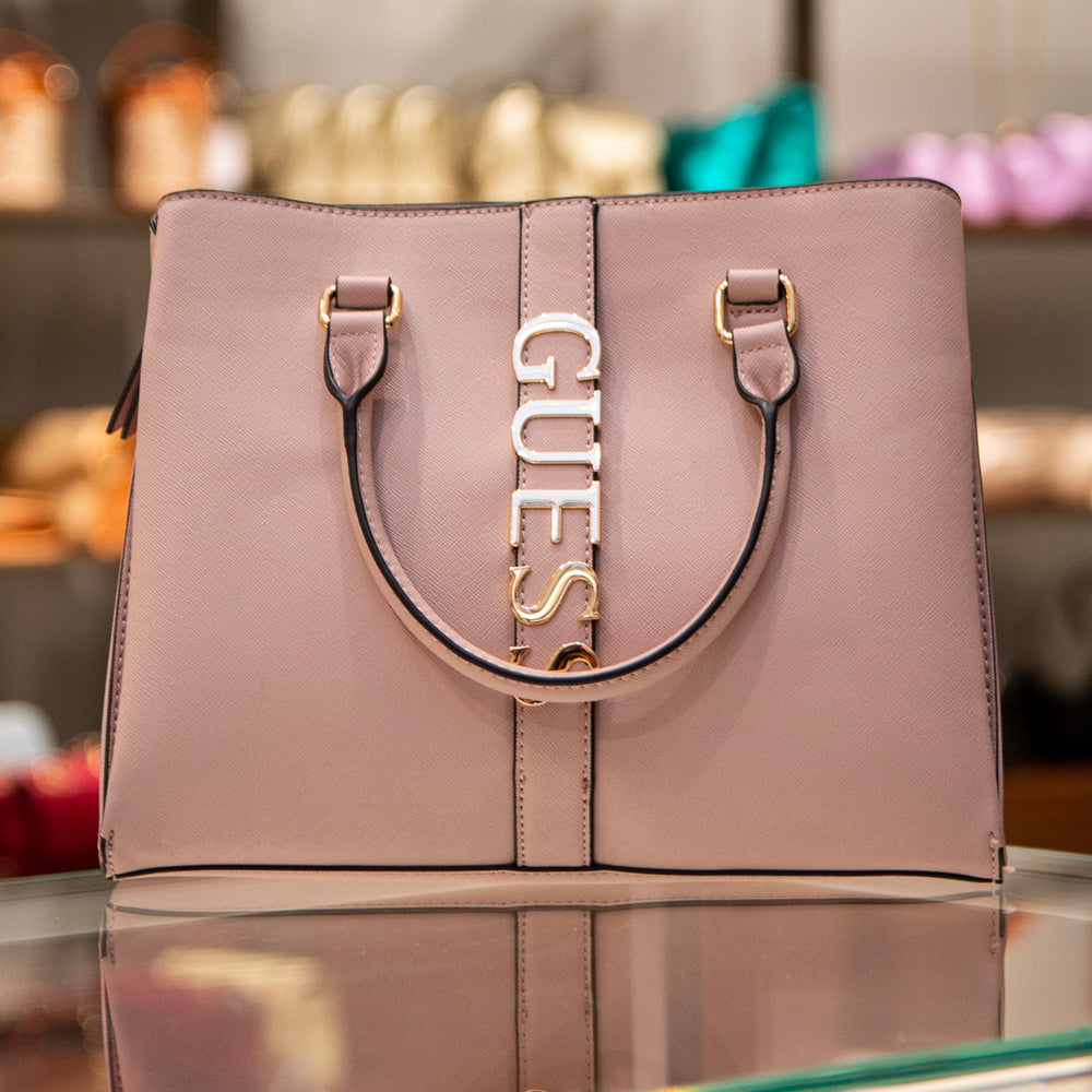 
                      
                        Geanta GUESS de Dama GENTI GUESS
                      
                    