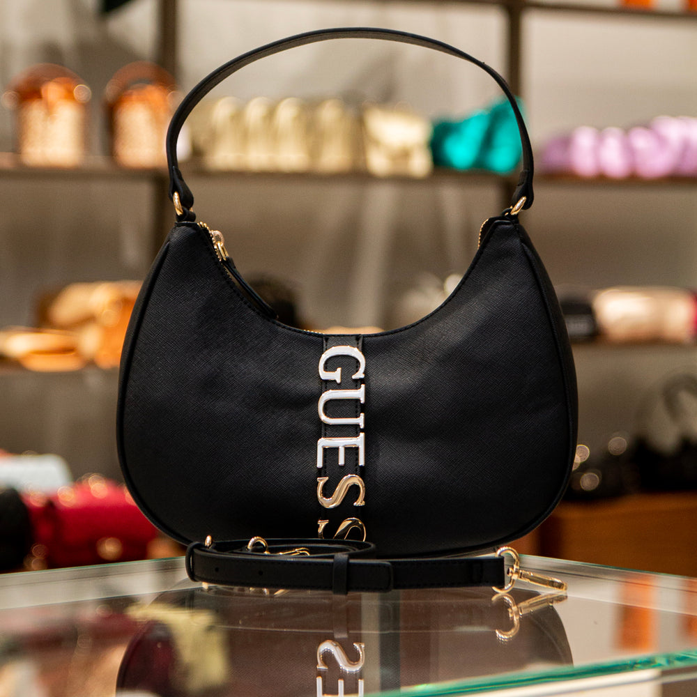 
                      
                        Geanta GUESS de dama GENTI GUESS Negru ONE 190231805595
                      
                    