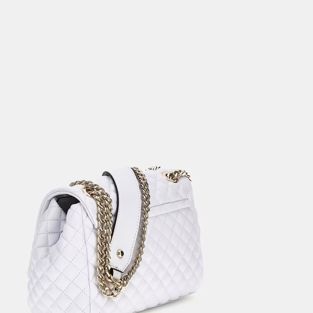 
                      
                        Geanta GUESS De Dama Cu Cusaturi In Romb Si Logo Metalic ACCESORII GUESS   
                      
                    
