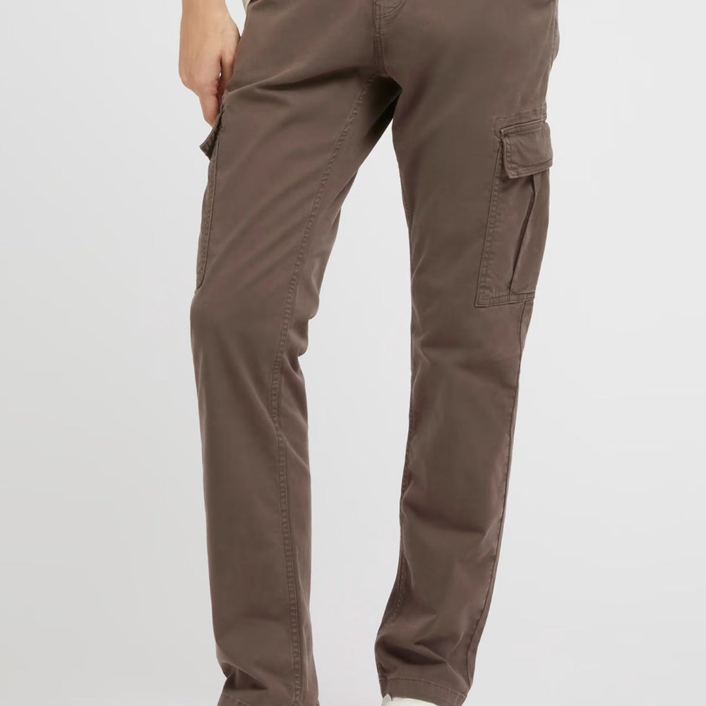 
                      
                        Pantaloni Barbati GUESS UB10M2GB27WCNZ0 PANTALONI GUESS Maro 29 762182611508
                      
                    