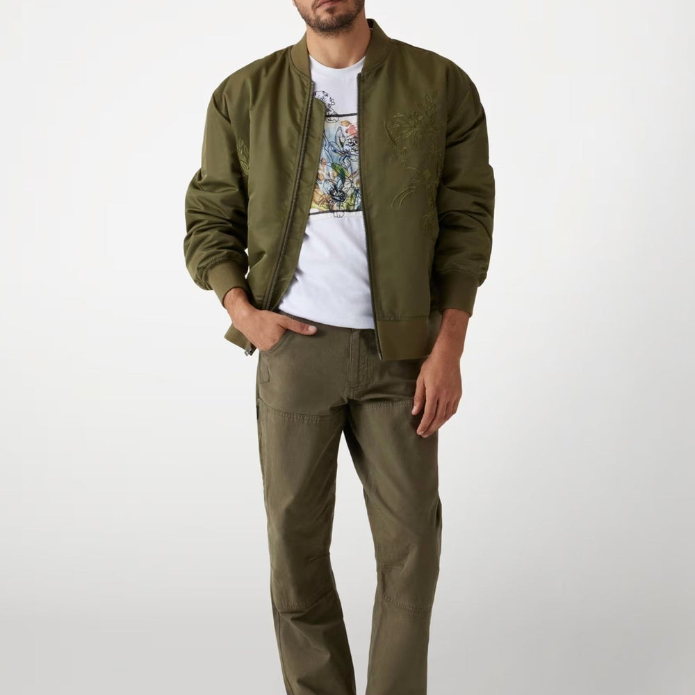 
                      
                        Pantaloni Cargo GUESS de Barbati IMBRACAMINTE GUESS   
                      
                    