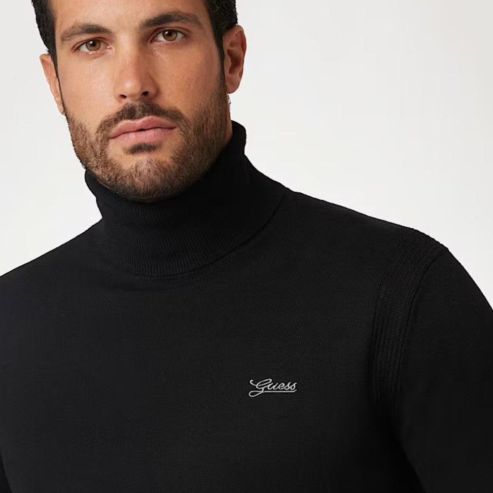
                      
                        Pulover GUESS de barbati IMBRACAMINTE GUESS   
                      
                    