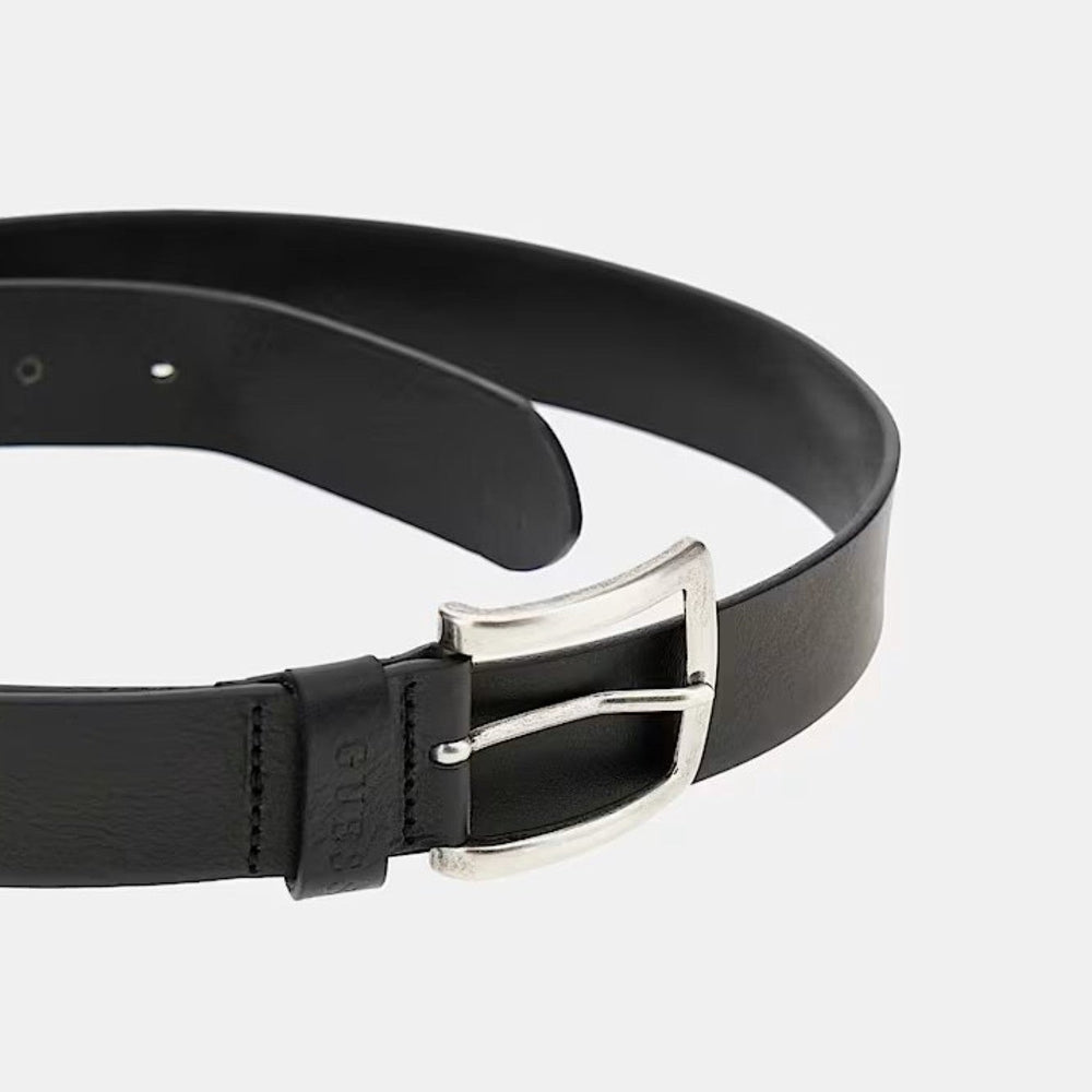 
                      
                        Curea GUESS de barbati IMBRACAMINTE GUESS   
                      
                    