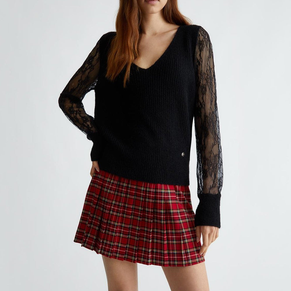 
                      
                        Bluza LIU JO de Dama IMBRACAMINTE LIU JO Negru XS 805952451227
                      
                    