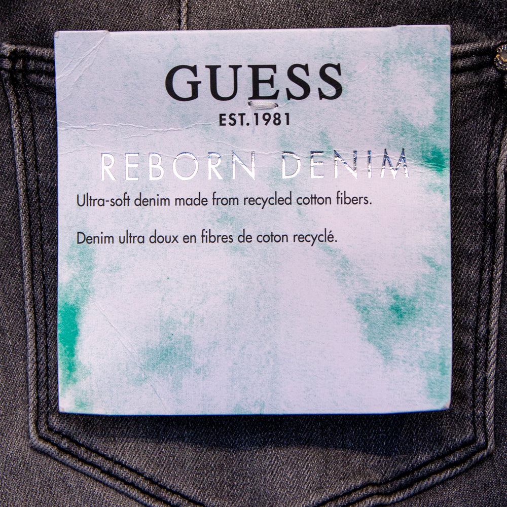 
                      
                        Pantaloni denim GUESS cu talie medie si detalii distresate IMBRACAMINTE GUESS
                      
                    