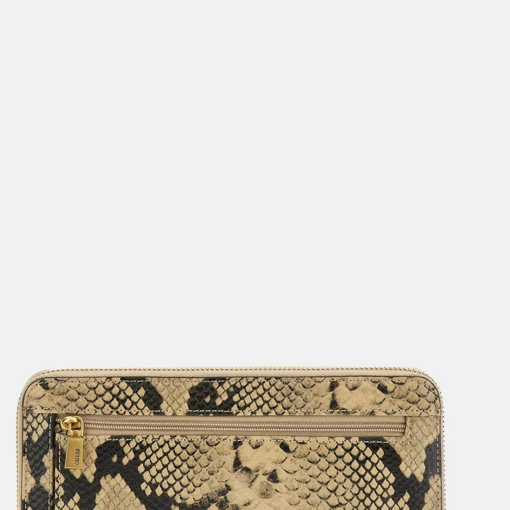 
                      
                        Portofel dama GUESS cu animal print ACCESORII GUESS   
                      
                    