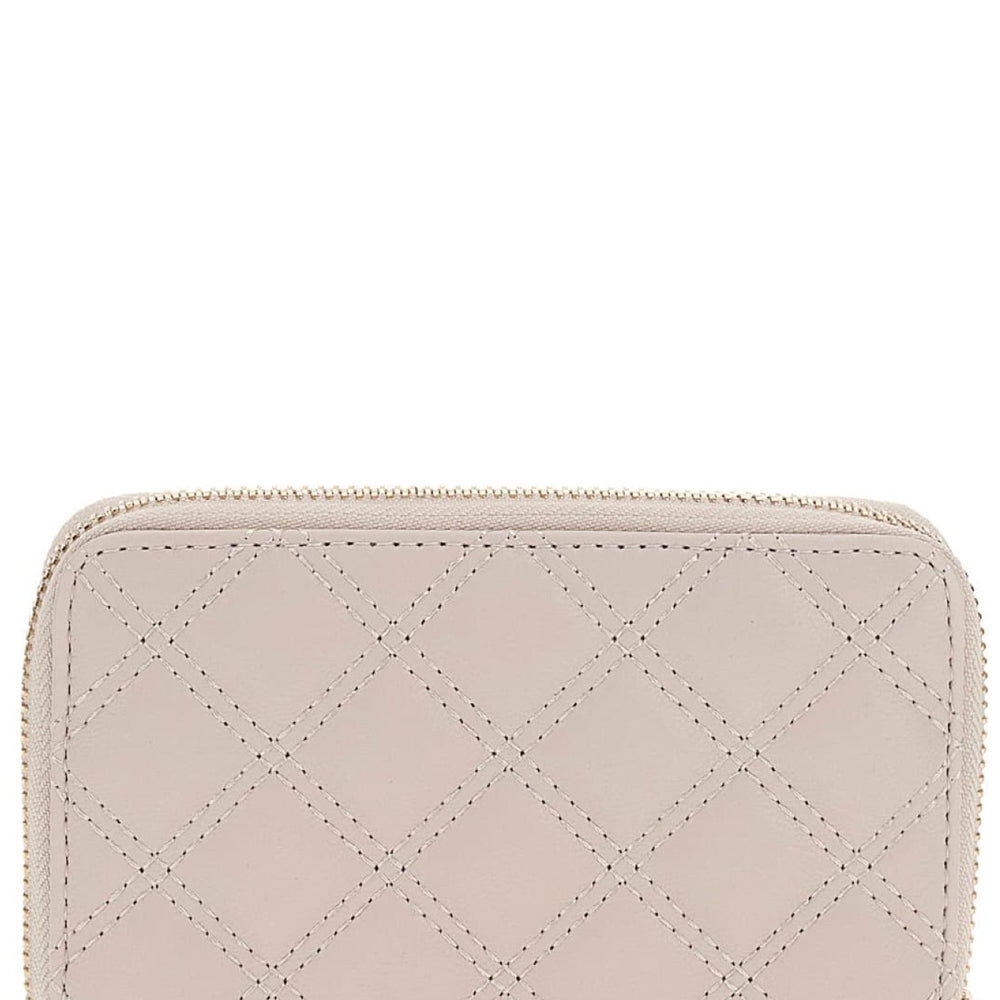 
                      
                        Portofel Guess Giully model compact cu aspect matlasat ACCESORII GUESS
                      
                    
