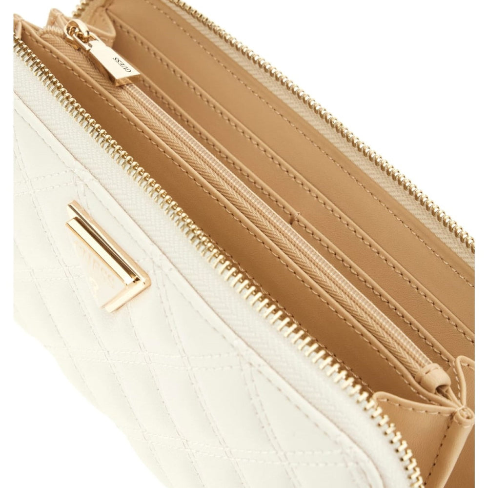 
                      
                        Portofel mare Guess Giully model matlasat ACCESORII GUESS
                      
                    
