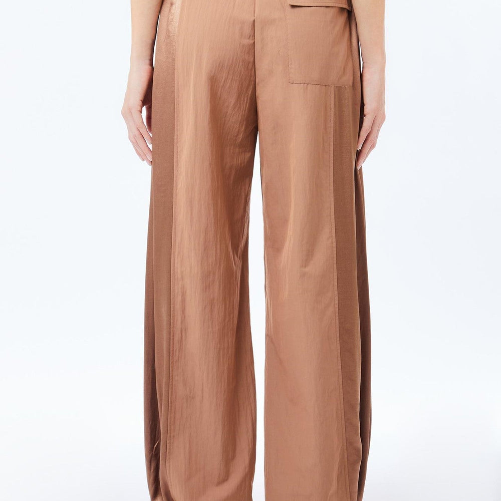 
                      
                        Pantaloni LIU JO de Dama IMBRACAMINTE LIU JO
                      
                    