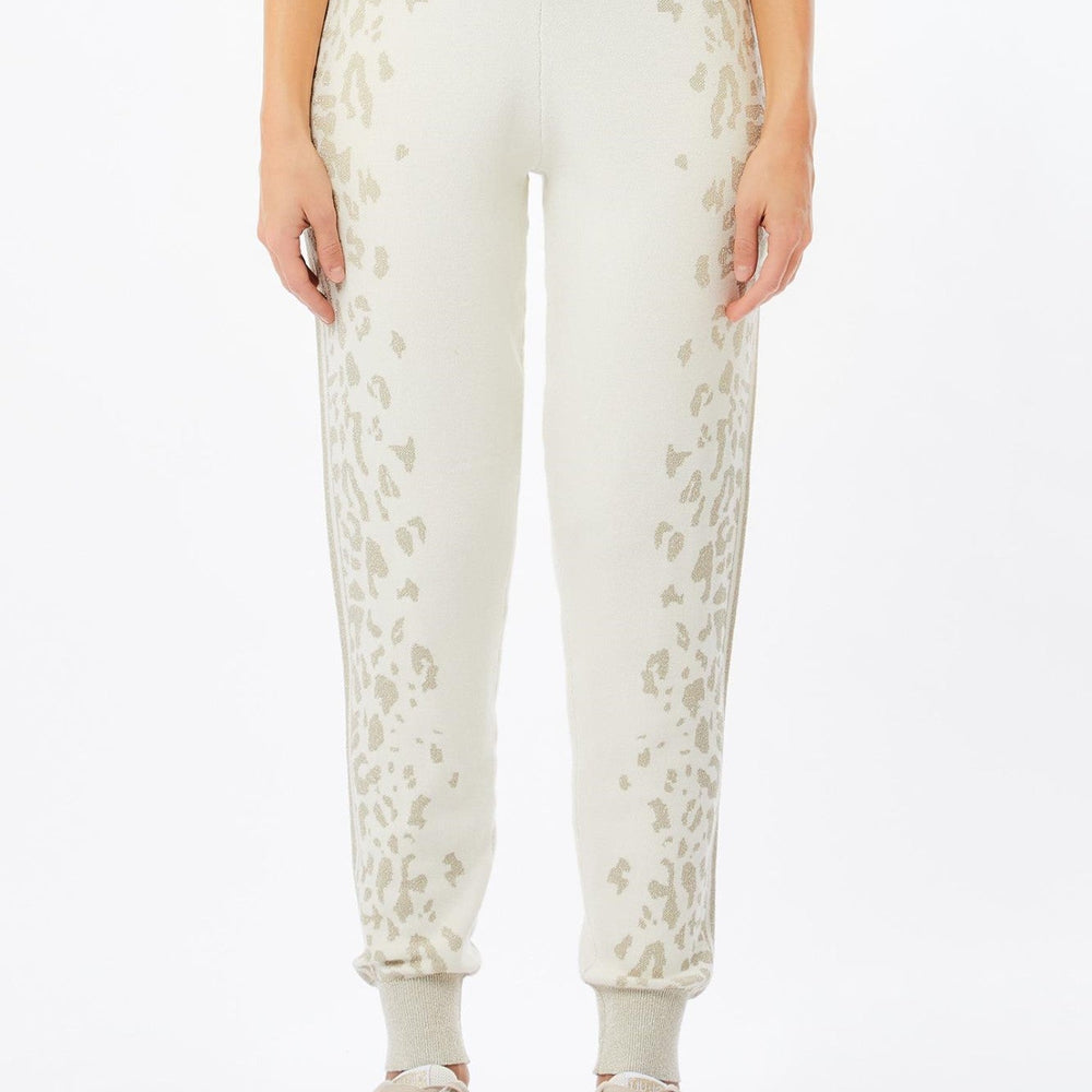 
                      
                        Pantaloni Sport AnimalPrint LIU JO de Dama IMBRACAMINTE LIU JO Bej XS 805952405143
                      
                    
