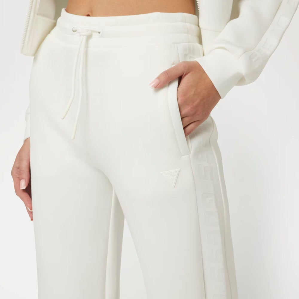 
                      
                        Pantaloni Sport GUESS de Dama IMBRACAMINTE GUESS   
                      
                    