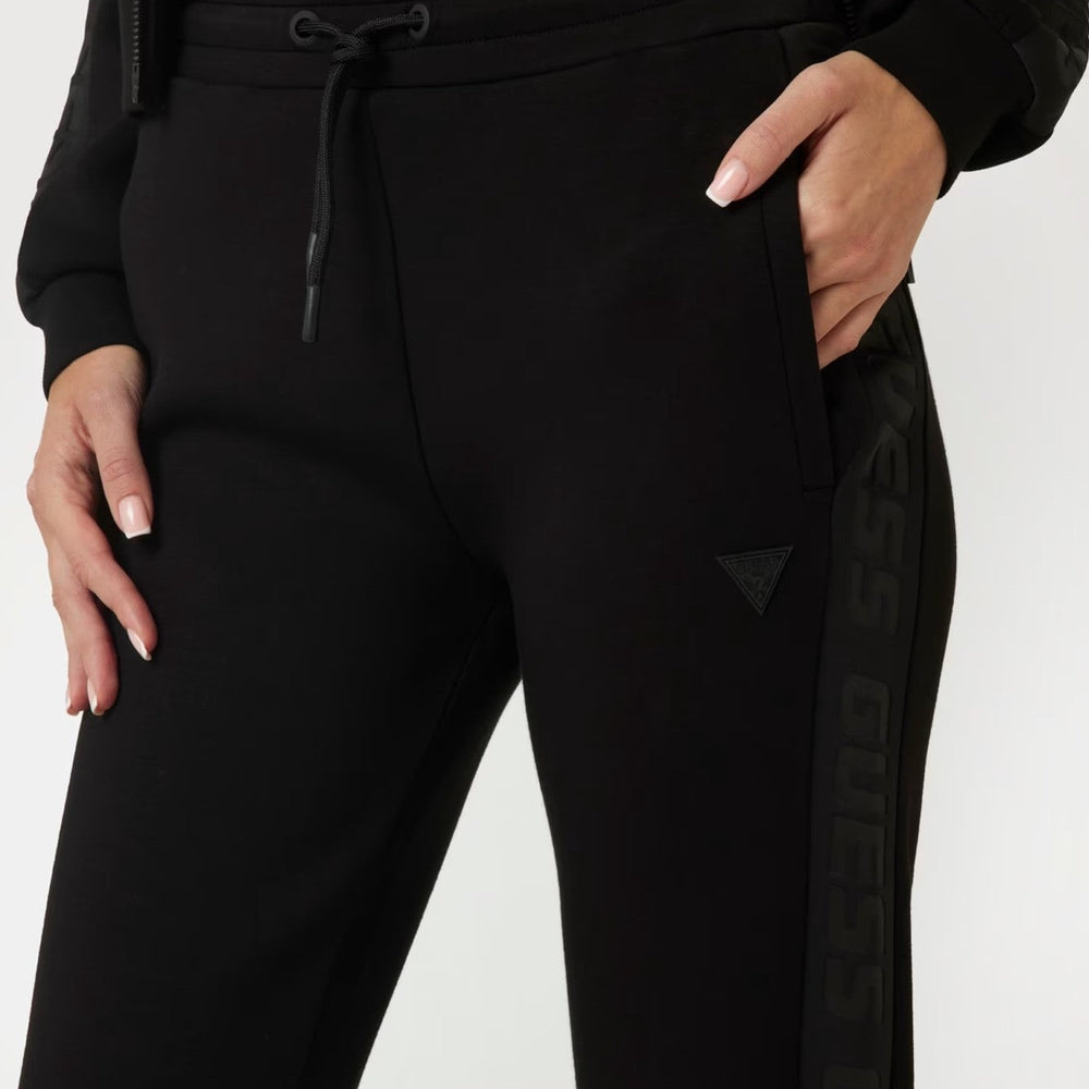 
                      
                        Pantaloni Sport GUESS de Dama IMBRACAMINTE GUESS   
                      
                    