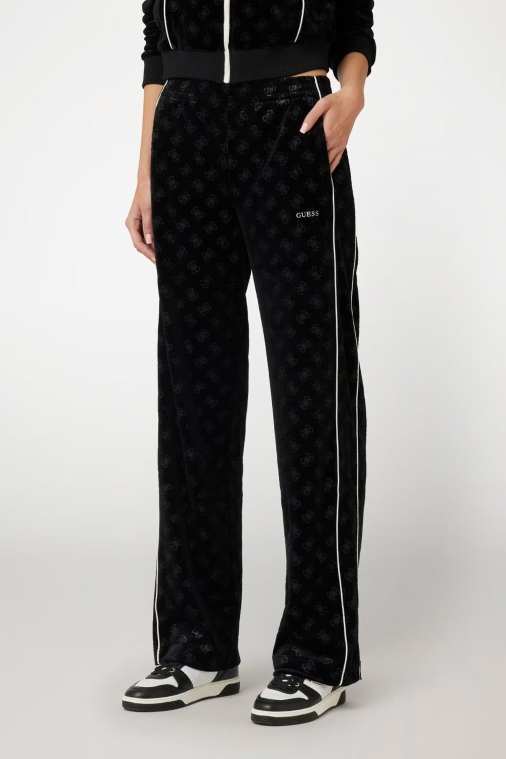 Pantaloni Print Logo GUESS de Dama IMBRACAMINTE GUESS Negru XXS 762540813889
