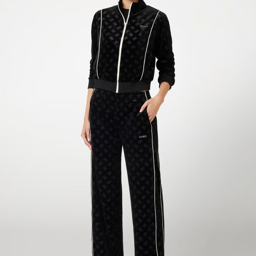 
                      
                        Bluza GUESS de Dama cu Logo Imprimat IMBRACAMINTE GUESS   
                      
                    